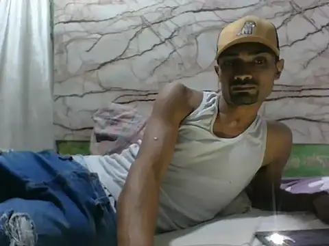 Snapshot of Jey8 chatting on October 26, 12:05 am Jey8 online show from October 26, 12:05 am