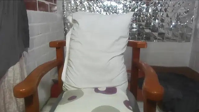 rose-crystal online show from October 4, 11:36 pm