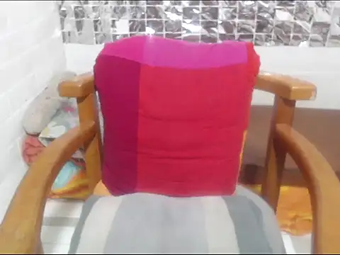 rose-crystal online show from February 21, 12:44 am