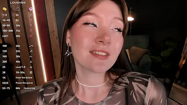 Snapshot of Ash_Hasmy chatting on October 8, 12:14 pm Ash Hasmy online show from October 8, 12:14 pm