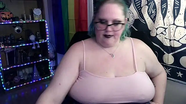 Kinky Witch online show from December 23, 6:22 am