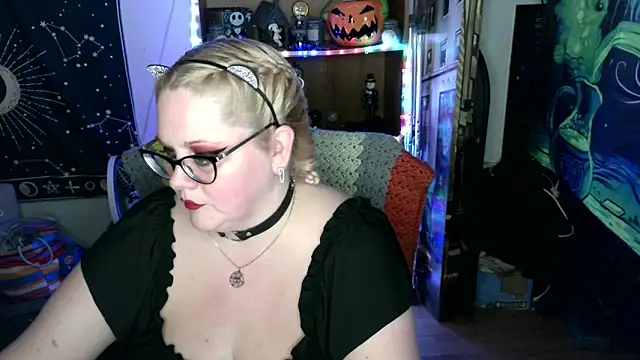 Kinky Witch online show from April 16, 1:06 am