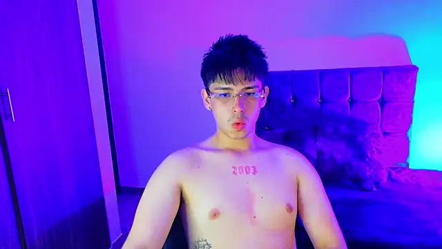 Maximo Miller online show from September 10, 4:56 am