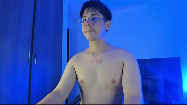 Maximo Miller online show from September 19, 2:46 am