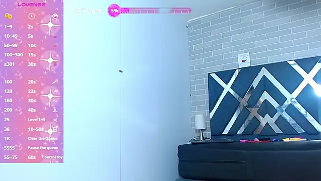 Snapshot of Raven_Doll19 chatting on November 12, 3:07 am Raven Doll19 online show from November 12, 3:07 am