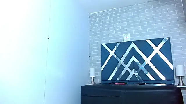 Snapshot of Raven_Doll19 chatting on February 5, 4:50 am Raven Doll19 online show from February 5, 4:50 am