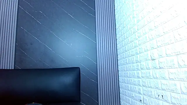 Snapshot of Raven_Doll19 chatting on March 17, 4:06 am Raven Doll19 online show from March 17, 4:06 am