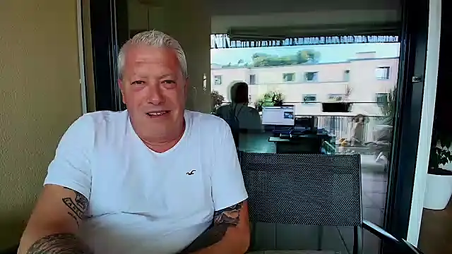 Kinky Couple69 online show from September 9, 4:28 pm