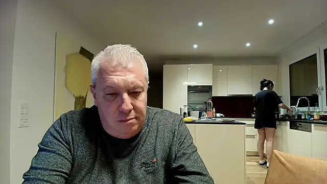 Kinky Couple69 online show from October 7, 6:49 pm