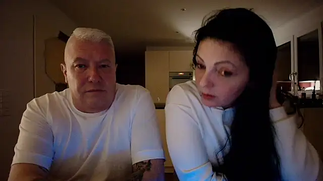 Kinky Couple69 online show from February 12, 8:48 pm