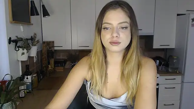 BuffyxLUST online show from December 4, 8:23 am