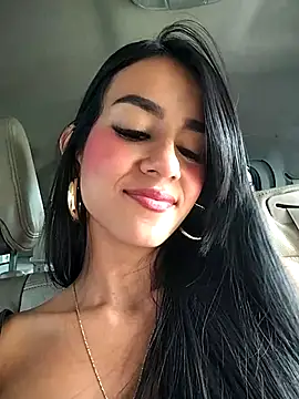 Juliana Xander online show from November 5, 2:50 pm