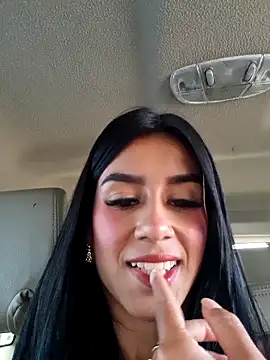 Juliana Xander online show from January 7, 2:19 pm