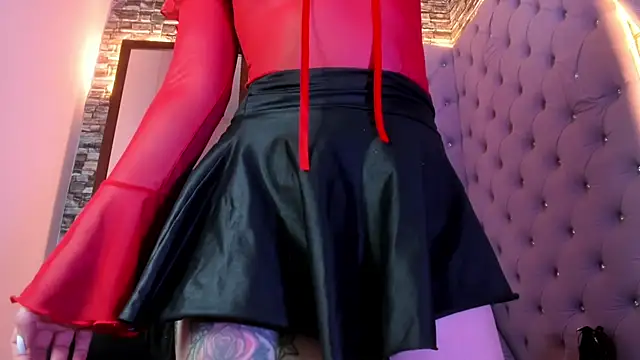 Pamela Squirtt online show from July 30, 3:38 am