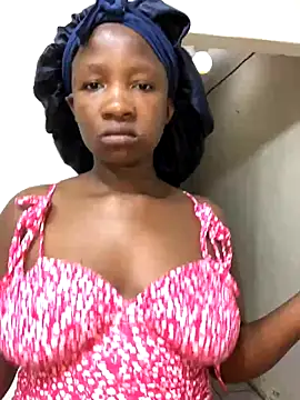 MissREAHx online show from October 14, 7:14 pm