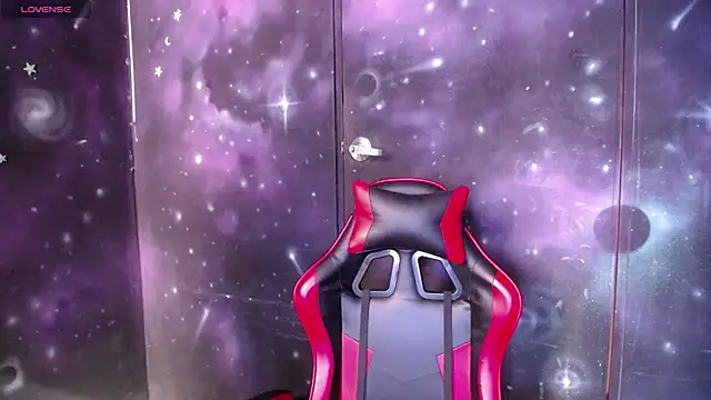 Snapshot of CristaldelLeon_s chatting on September 24, 8:12 pm CristaldelLeon s online show from September 24, 8:12 pm