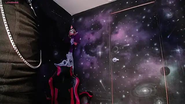 Snapshot of CristaldelLeon_s chatting on October 16, 7:26 pm CristaldelLeon s online show from October 16, 7:26 pm