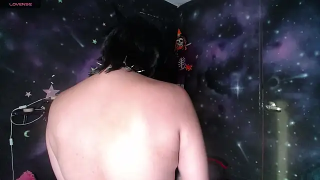 Snapshot of CristaldelLeon_s chatting on October 24, 9:11 pm CristaldelLeon s online show from October 24, 9:11 pm