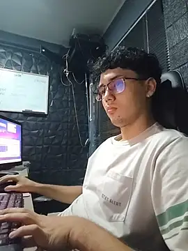 Snapshot of jacobs_shelby chatting on February 13, 12:17 am jacobs shelby online show from February 13, 12:17 am