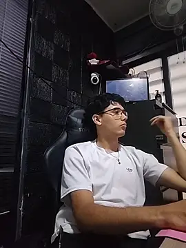 Snapshot of jacobs_shelby chatting on February 24, 10:52 pm jacobs shelby online show from February 24, 10:52 pm