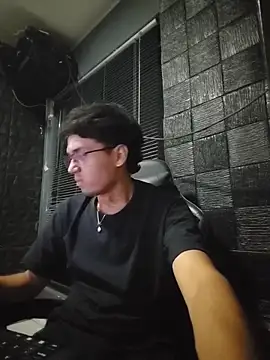 Snapshot of jacobs_shelby chatting on March 8, 2:04 am jacobs shelby online show from March 8, 2:04 am