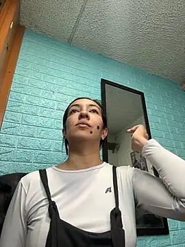 SALOME KORLAND online show from November 24, 1:11 pm