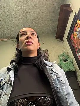 SALOME KORLAND online show from January 17, 5:05 pm