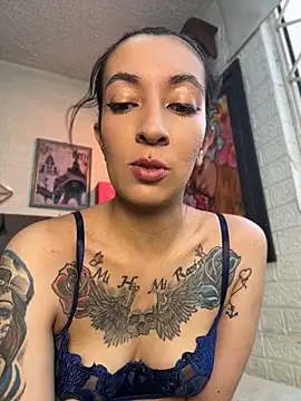 Snapshot of SALOME_KORLAND chatting on April 13, 7:19 pm SALOME KORLAND online show from April 13, 7:19 pm