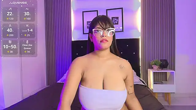 Snapshot of ashlycarteer chatting on October 1, 6:58 pm ashlycarteer online show from October 1, 6:58 pm