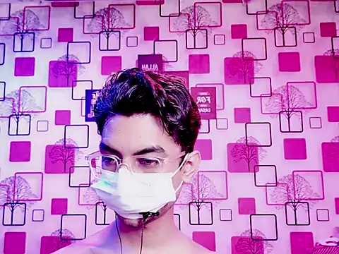 ChiseledCharm online show from September 30, 5:29 pm