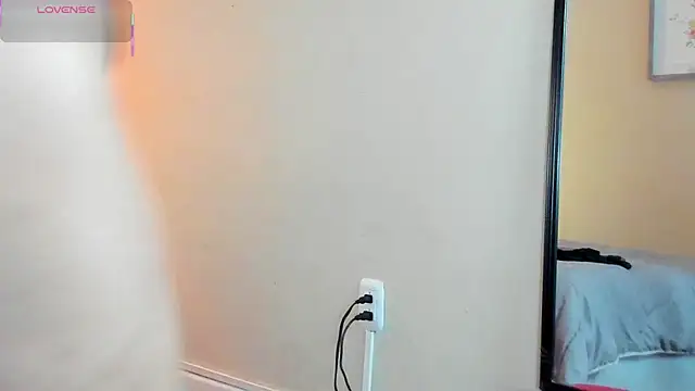 Snapshot of isabella_milf_ chatting on September 19, 7:03 pm isabella milf online show from September 19, 7:03 pm