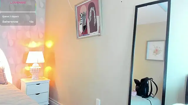 Snapshot of isabella_milf_ chatting on September 20, 7:04 pm isabella milf online show from September 20, 7:04 pm