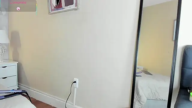 Snapshot of isabella_milf_ chatting on October 14, 7:03 pm isabella milf online show from October 14, 7:03 pm