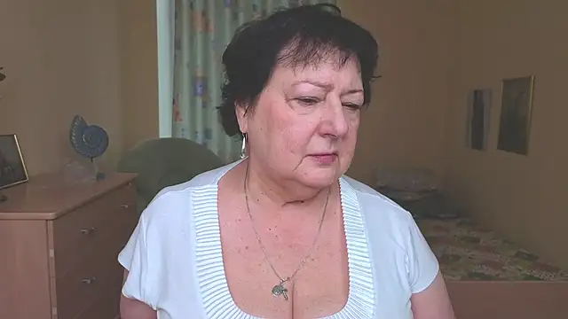 Snapshot of Margo_Moll chatting on January 10, 8:49 am Margo Moll online show from January 10, 8:49 am