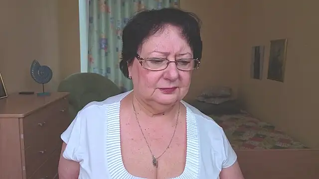 Snapshot of Margo_Moll chatting on January 11, 10:31 am Margo Moll online show from January 11, 10:31 am