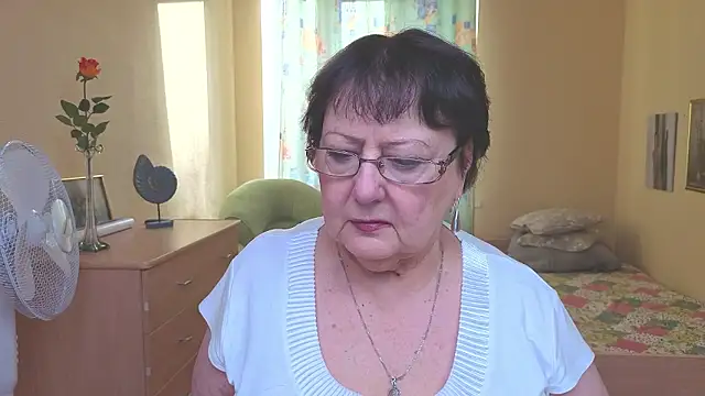 Snapshot of Margo_Moll chatting on January 16, 10:41 am Margo Moll online show from January 16, 10:41 am