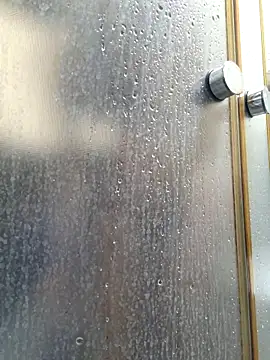 Snapshot of busters32 chatting on March 25, 4:13 pm busters32 online show from March 25, 4:13 pm