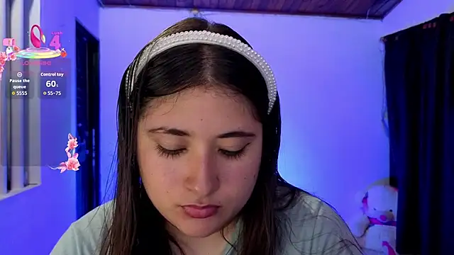 Snapshot of Gaby__Howards chatting on September 9, 12:54 am Gaby Howards online show from September 9, 12:54 am