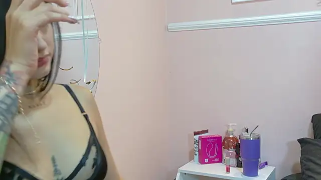 Snapshot of RossyCarters chatting on March 6, 3:08 pm RossyCarters online show from March 6, 3:08 pm