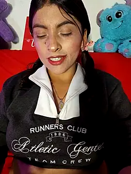 Fox Roxxan online show from May 9, 2:06 am
