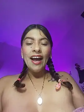 Fox Roxxan online show from May 16, 2:19 am