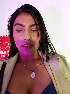 Fox Roxxan online show from May 24, 2:16 am