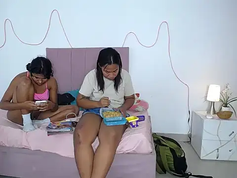 Andre lezcano online show from April 4, 10:51 pm