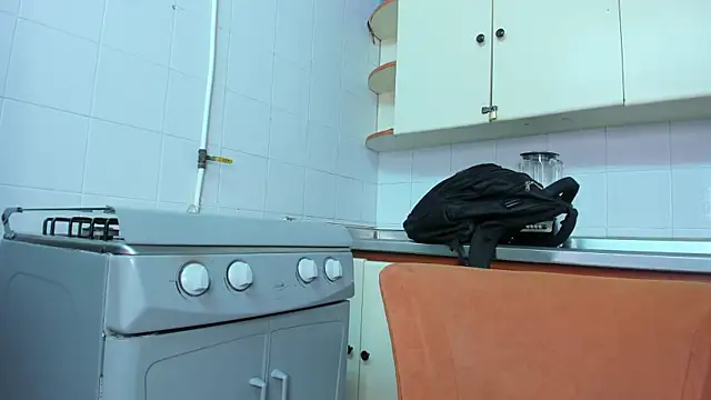 Snapshot of GreciaFox1 chatting on October 28, 11:14 am GreciaFox1 online show from October 28, 11:14 am