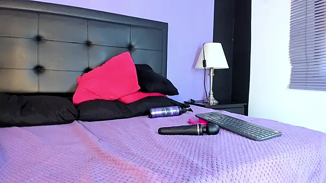 GreciaFox1 online show from June 30, 1:56 pm