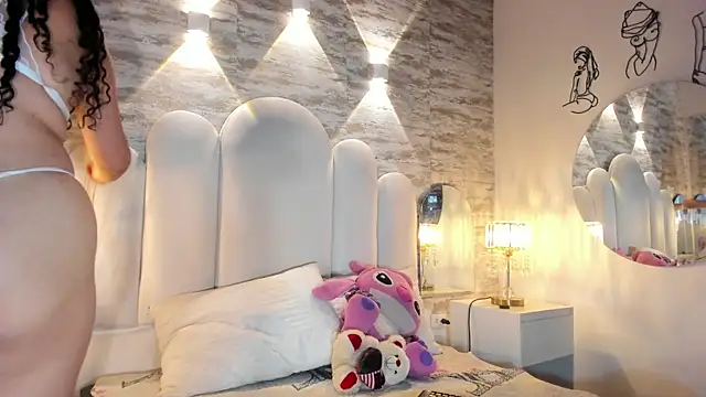 Yassy vazquez online show from November 10, 7:35 pm