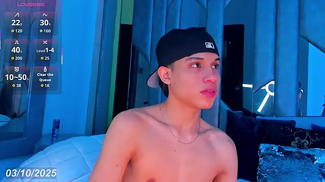 Sebax Young online show from October 4, 4:32 am