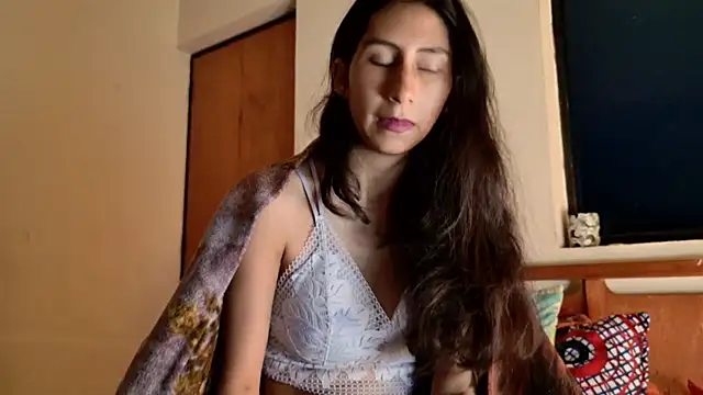  MoonLipson  online show from October 8, 3:59 am