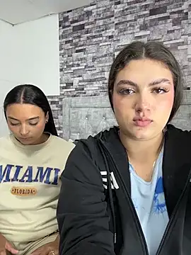 nicolexxaleja online show from January 14, 7:30 pm