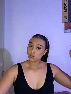 nicolexxaleja online show from May 3, 6:47 pm